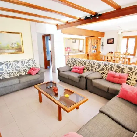 Villa Palacios *
