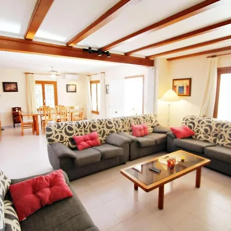 Villa Palacios *